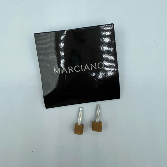 Marciano Sexy Gold Leather Heels - Picture 12 of 13